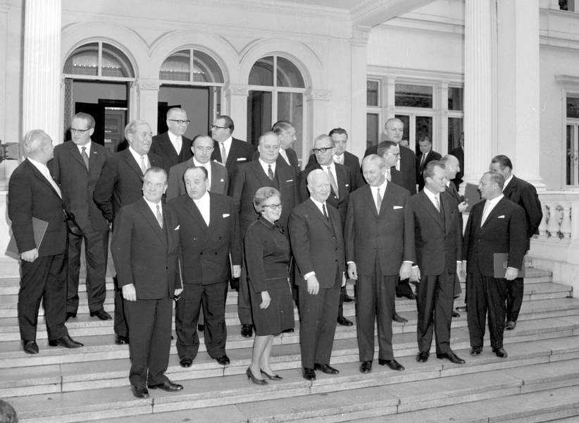 1966_Kabinett_Kiesinger_3081 - Willy Brandt Biografie